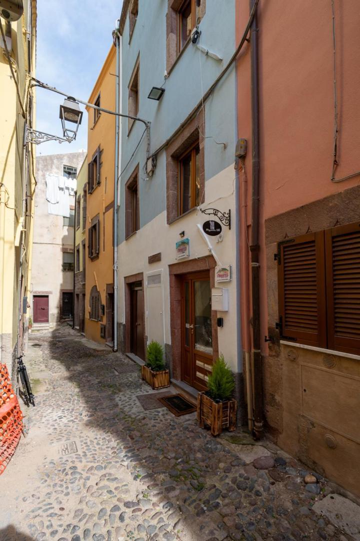 S'Apposentu - Un'Angolo Di Paradiso Con La Vista Sul Castello Bosa Exterior photo