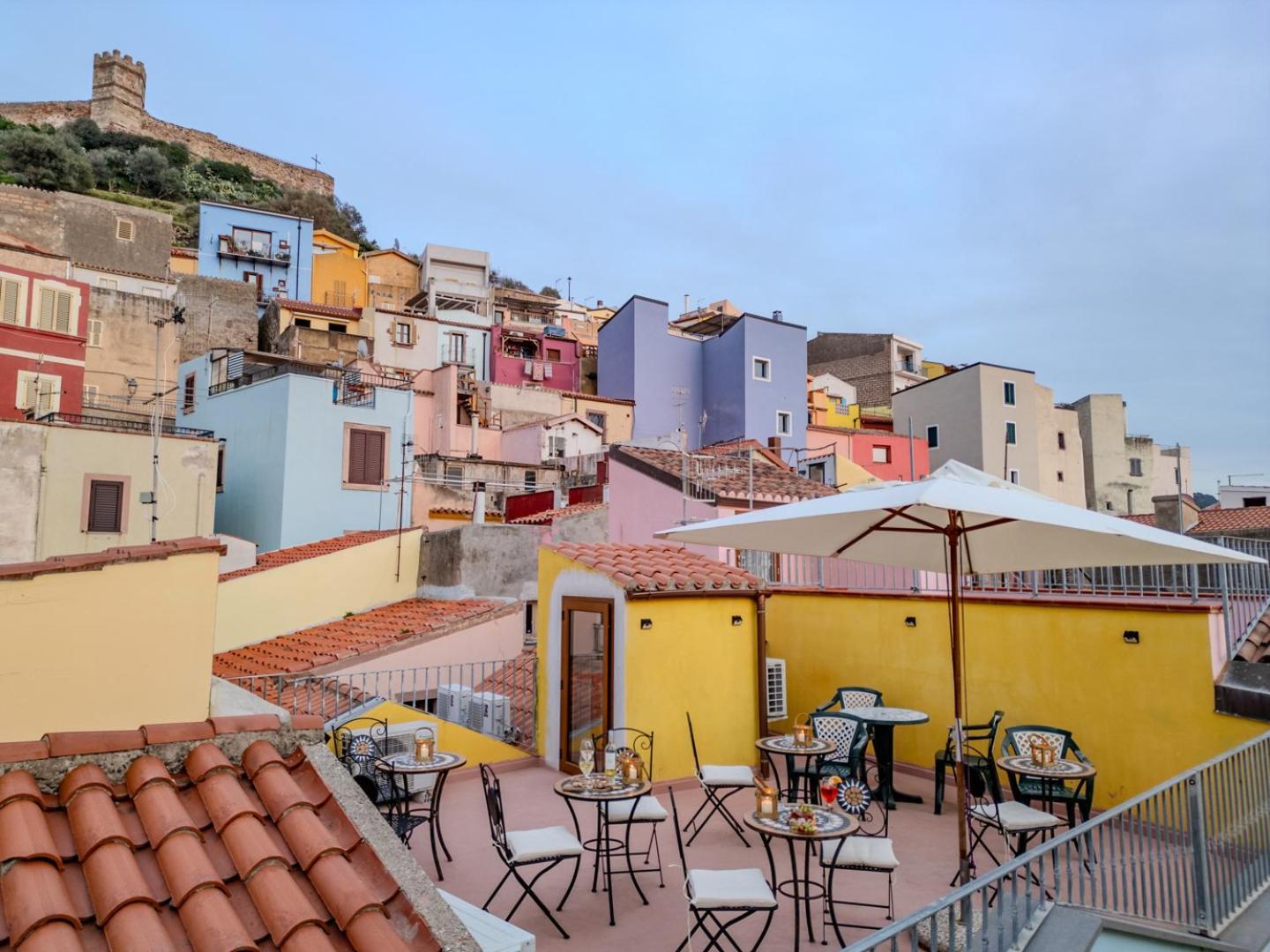 S'Apposentu - Un'Angolo Di Paradiso Con La Vista Sul Castello Bosa Exterior photo