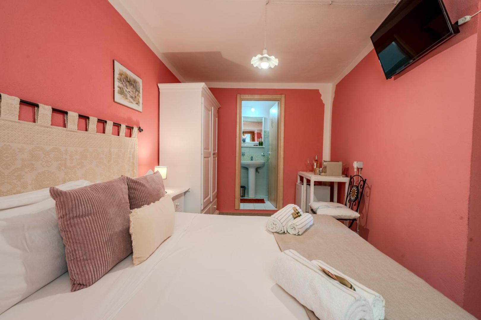 S'Apposentu - Un'Angolo Di Paradiso Con La Vista Sul Castello Bosa Room photo